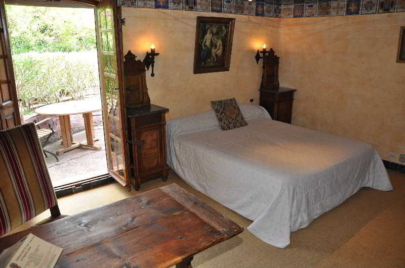 Chateau Hotel La Vignette Haute Auribeau-sur-Siagne ภายนอก รูปภาพ